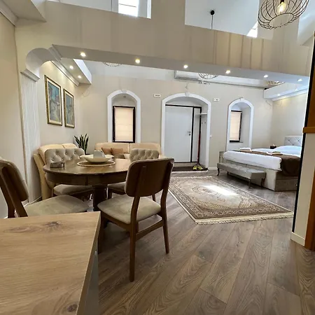 Kun Apartment *